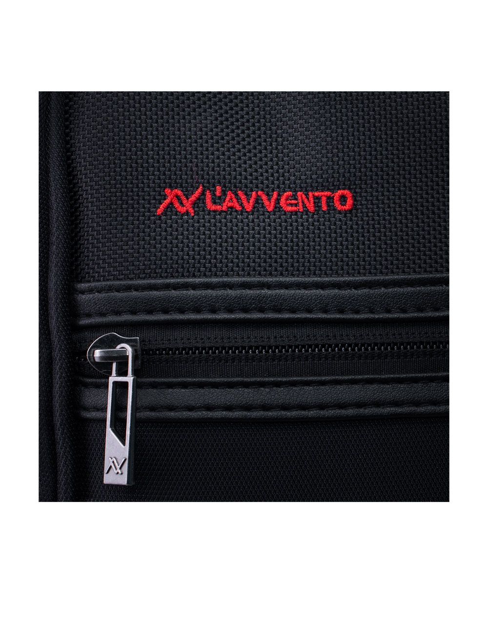 L’AVVENTO BG915 backpack spacious laptop and document compartments